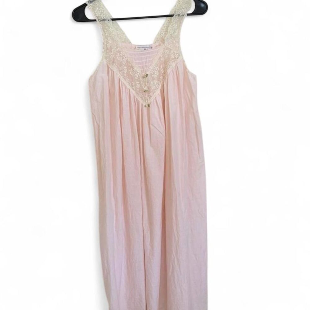 Dollette Donna Richard pink lace babydoll dress with white lace trim